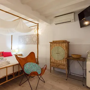 2* Pensión Casa Catalina